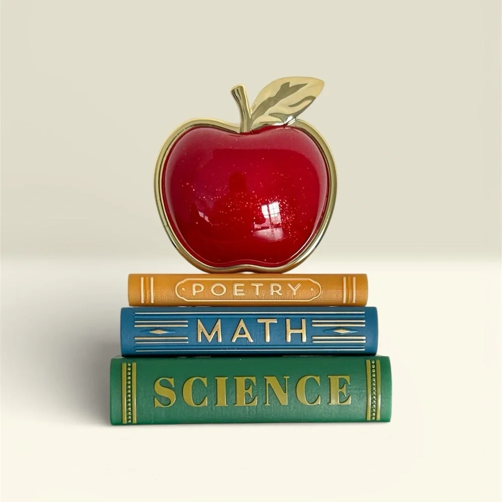 Bath & Body Works APPLE ON BOOK TEACHER~SCHOOL WALLFLOWER PLUG NEW!